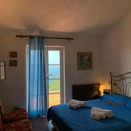 Ferienwohnung Fur 8 Personen Ca 400 M In Genua, Italienische Riviera Italienische Westkuste Apartamento Crevari