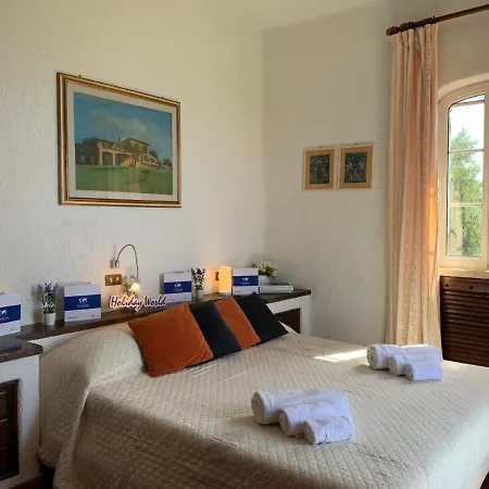 Ferienwohnung Fur 8 Personen Ca 400 M In Genua, Italienische Riviera Italienische Westkuste * Crevari
